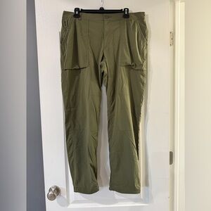 REI pants - lightweight hiking travel - Army green - Size 14